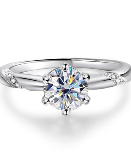 Nuella Moissanite Ring