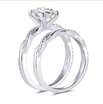 Elara Twisted Oval Bridal Set