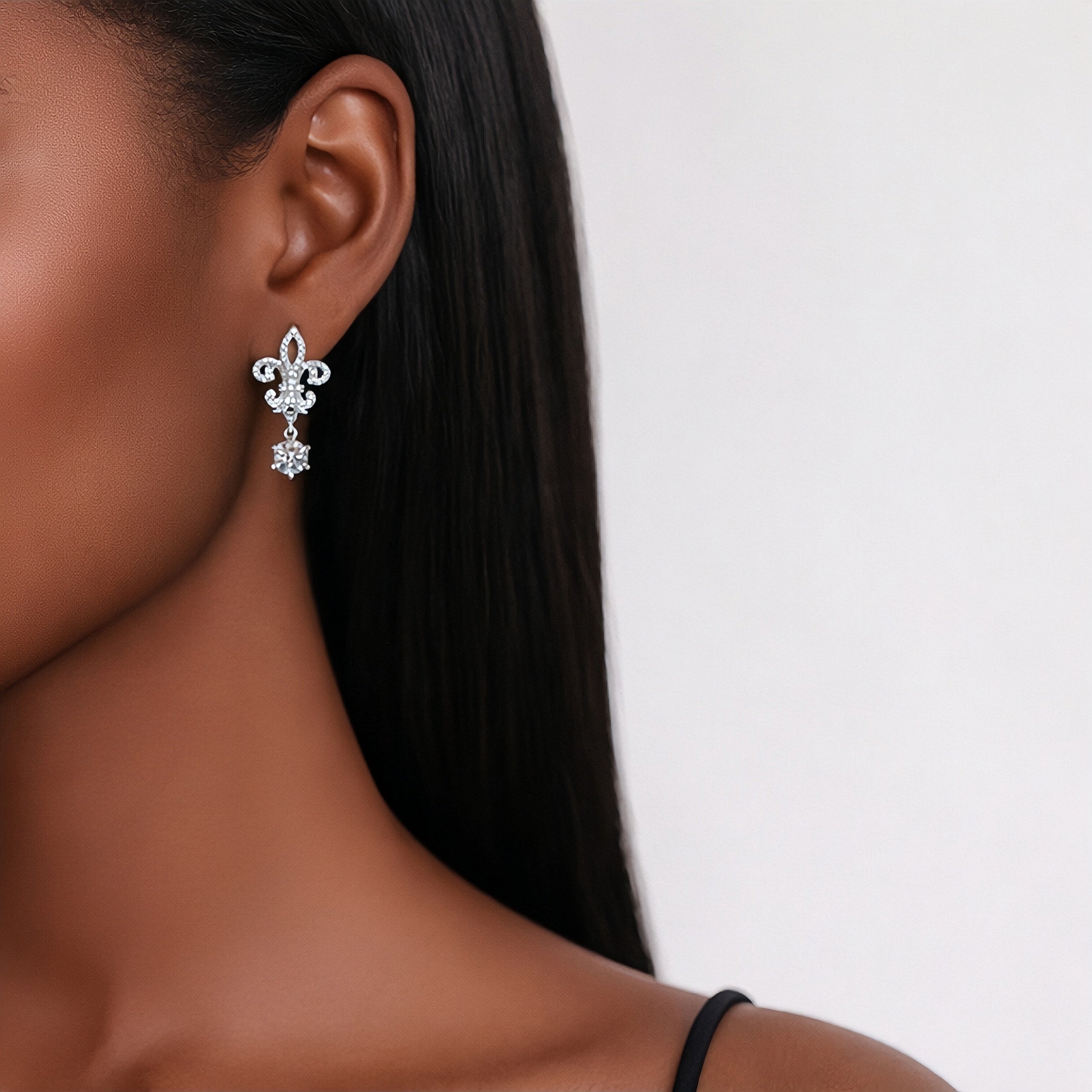 The Fleur de Lumiere Earrings