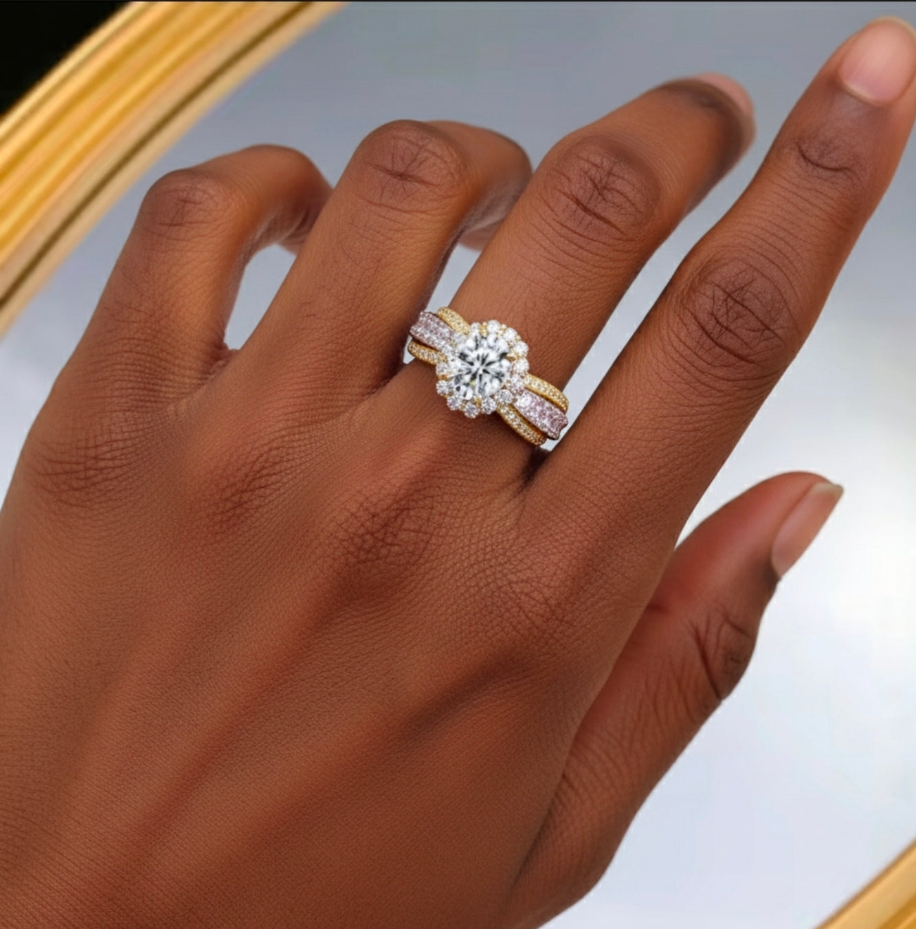 Aurelia Regal Halo Ring