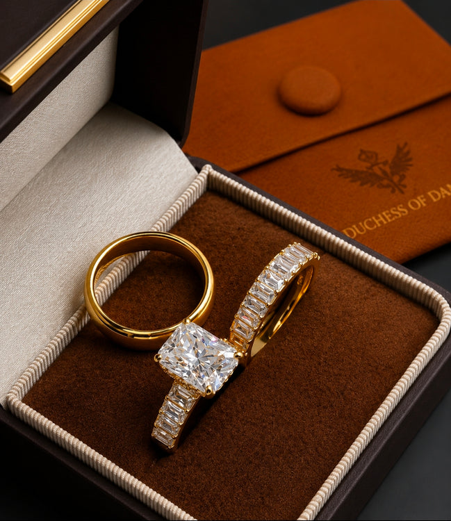 Valencia Radiant Moissanite Bridal Set